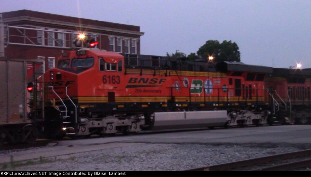 BNSF 6163